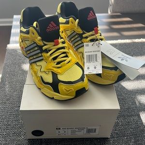 Women’s NWT Adidas Bad Bunny Response CL Sneakers (Size 9) Yellow